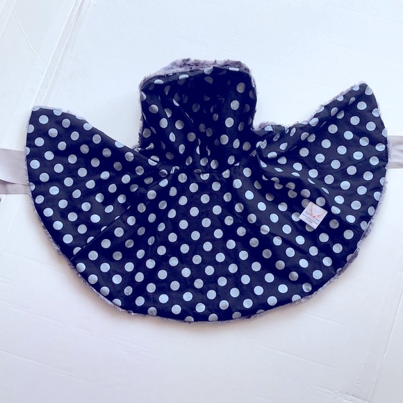 Sugarplum Lane Infant Bear Cape, Size 6-12 months - Picture 3 of 6